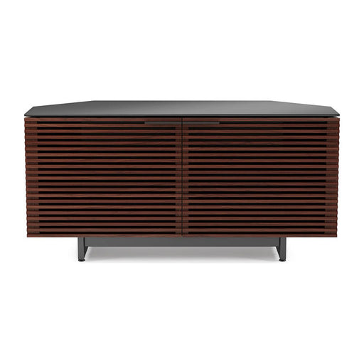 BDI BDICORR8175CHOC | Meuble multimédia - Coins effilés - Tablettes réglables - Noyer Teinté Chocolat-SONXPLUS.com