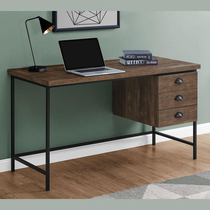 Monarch Specialties I 7485 | Meuble d'ordinateur - 55" - Spacieux dessus - 3 tiroirs - Base en Métal noir - Fini imitation de bois brun-SONXPLUS.com